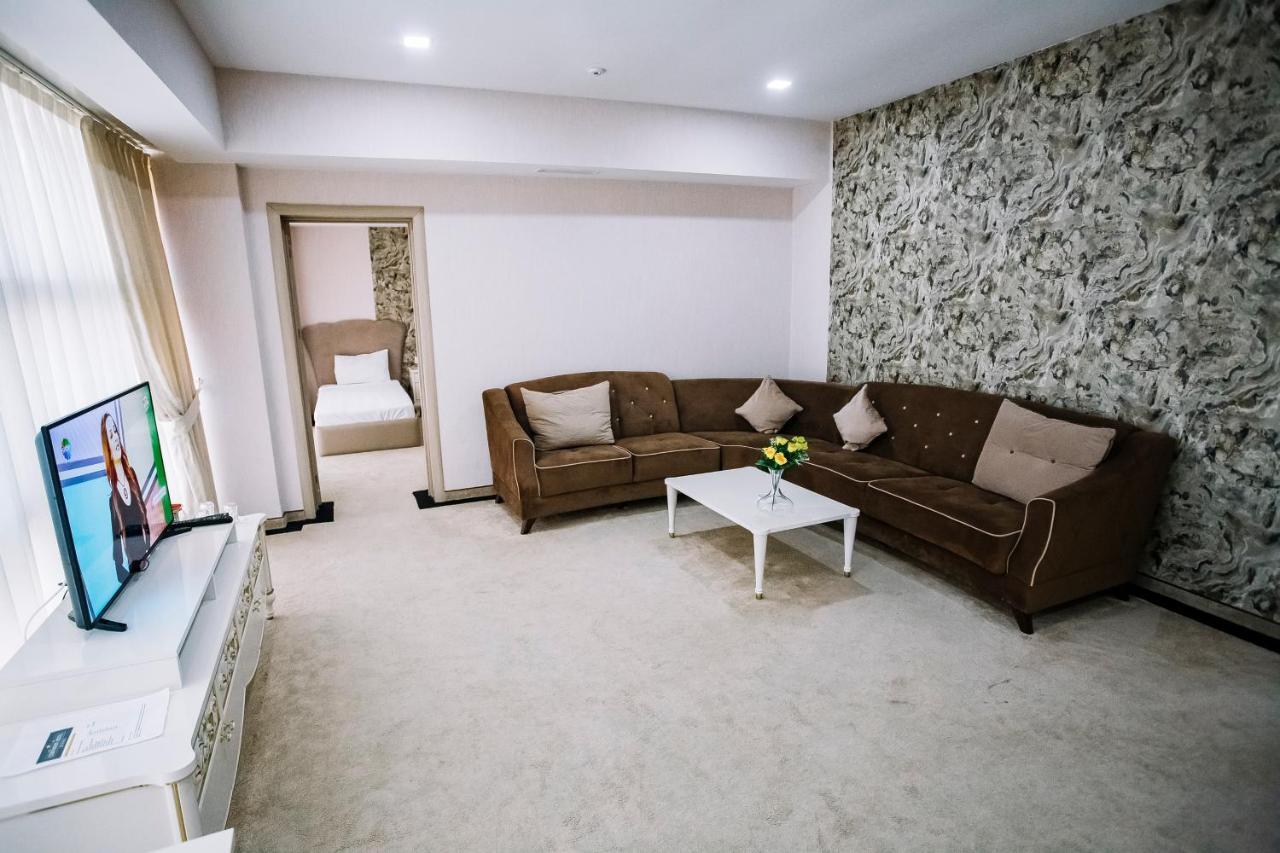 Continent Hotel Баку Екстериор снимка